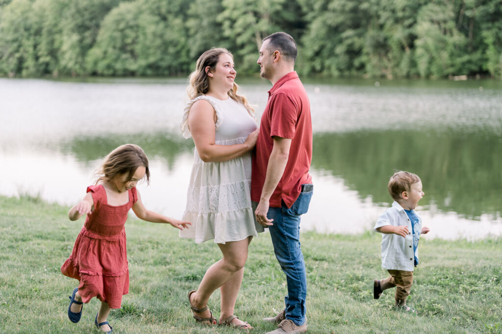 lifestyle family photography in Massachusetts